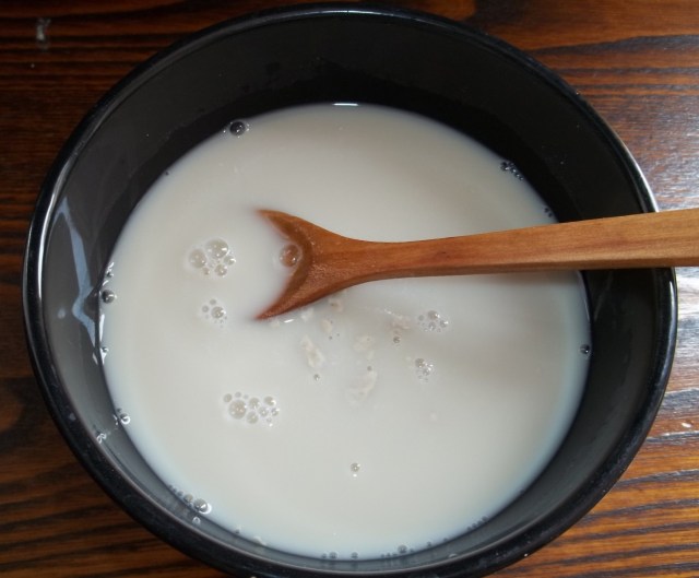 Adding yeast to warm water