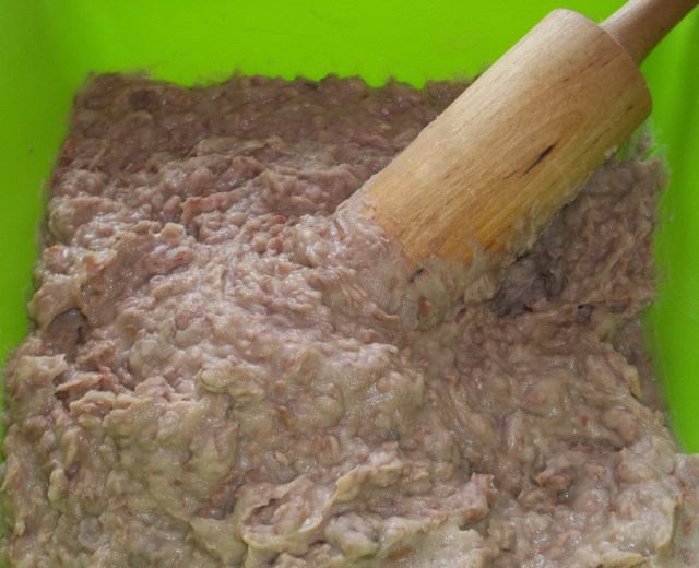 Mash Kidney Beans for Lobiani Recipe