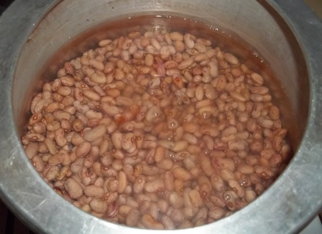 Boiling Beans for Lobio with Nuts Recipe