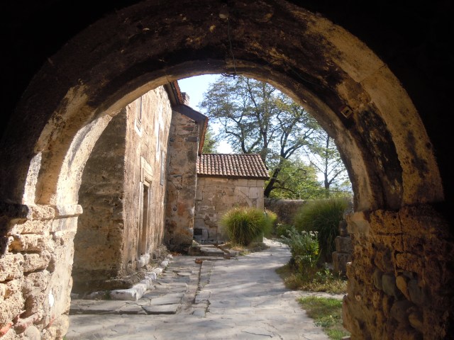 St. George's Church and Monastery complex in the village of Ubisa_6