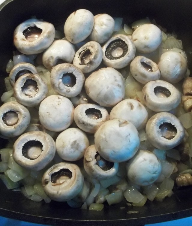 Cooking Mushrooms and Onions for Mushroom Chashushuli