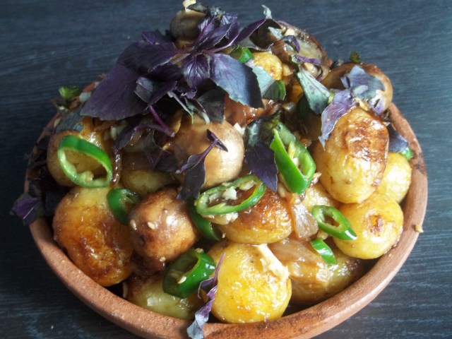 Mushroom Chashushuli Ready for Serving