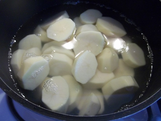 Boiling Potatoes for Beef and Pork Patties Recipe
