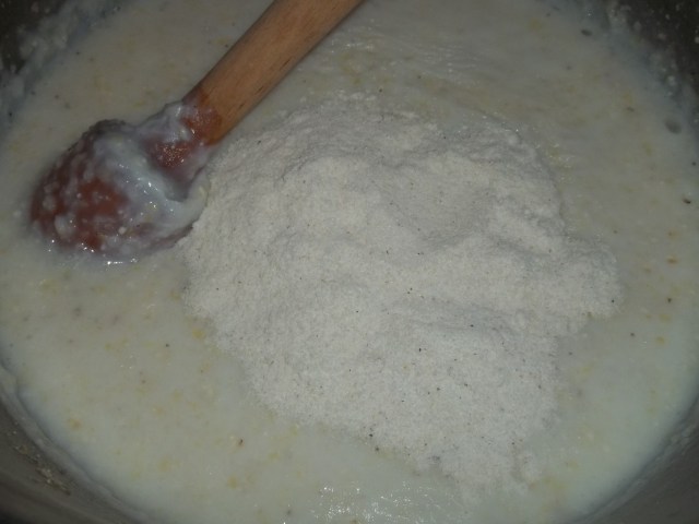 Adding Cornflour to Cornmeal for Elarji Recipe