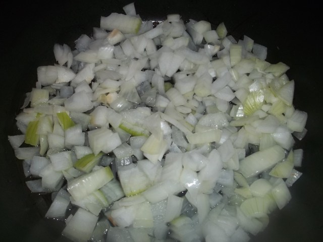 Frying Onions for Lobio Recipe