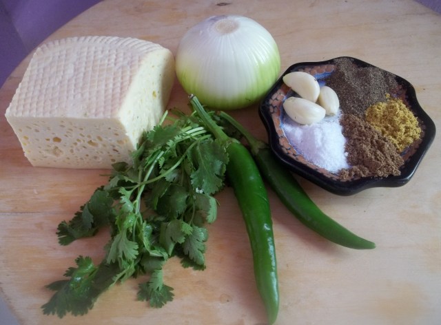 Ingredients for Lobio with Cheese