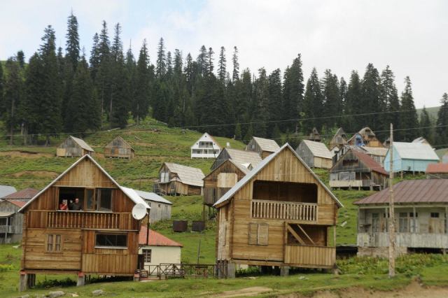 Bakhmaro Houses on Stilts_3