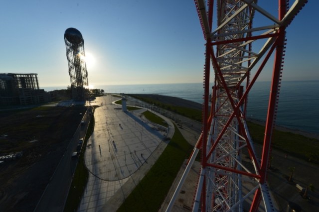 Ferris wheel on Batumi Boulevard in Batumi_7
