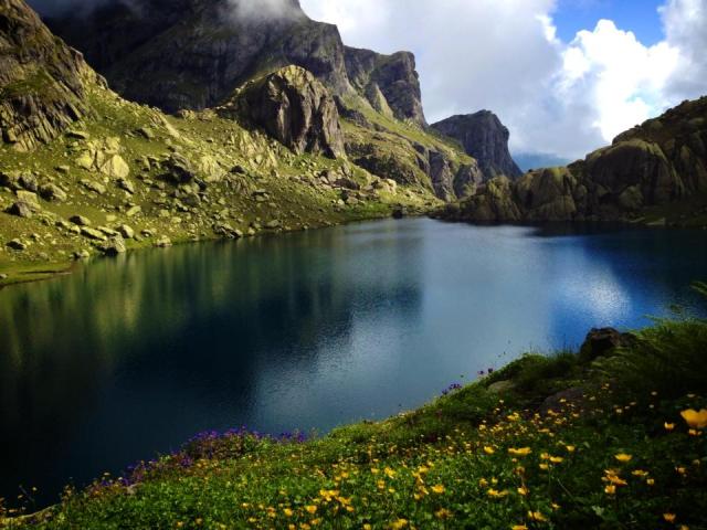 Lake Tobavarchkhili. Photo by Goga Khachidze. 