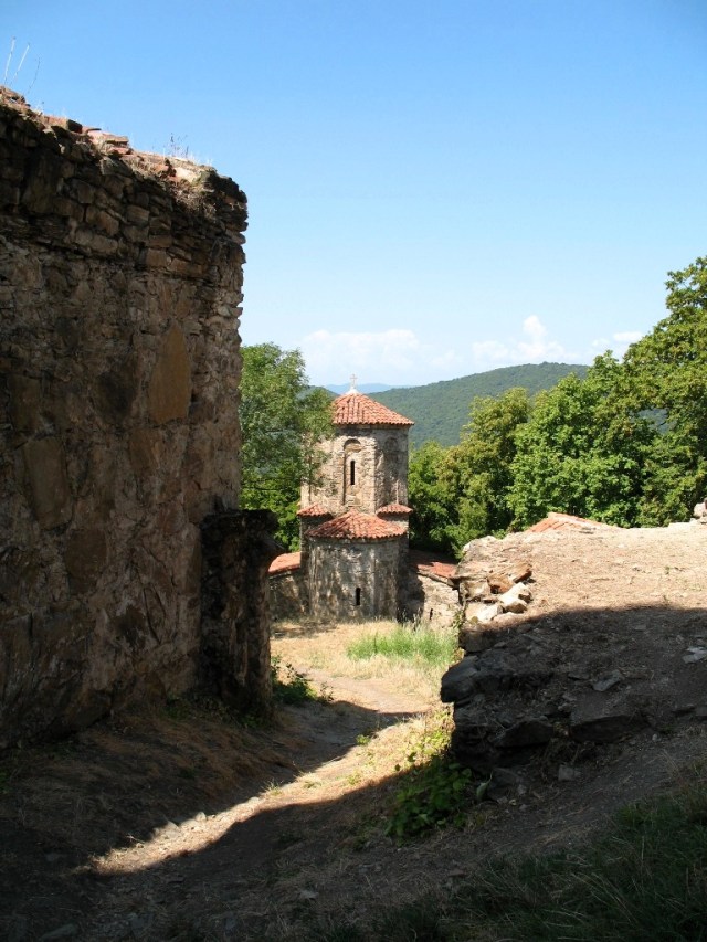 Nekresi Monastery Complex. Photo by Lidia Ilona, via Wikimedia Commons