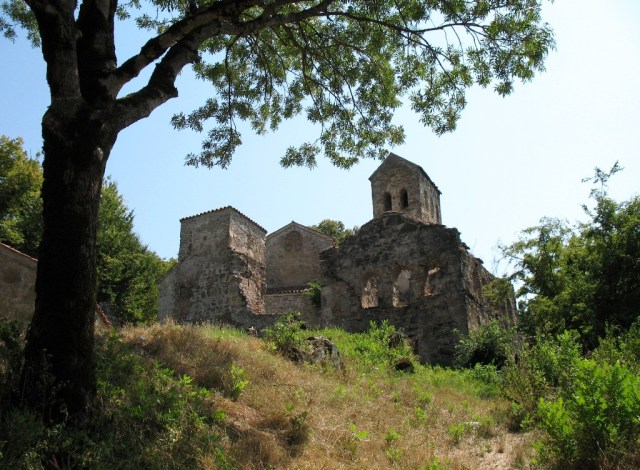 Nekresi Monastery. Photo by Lidia Ilona, via Wikimedia Commons.