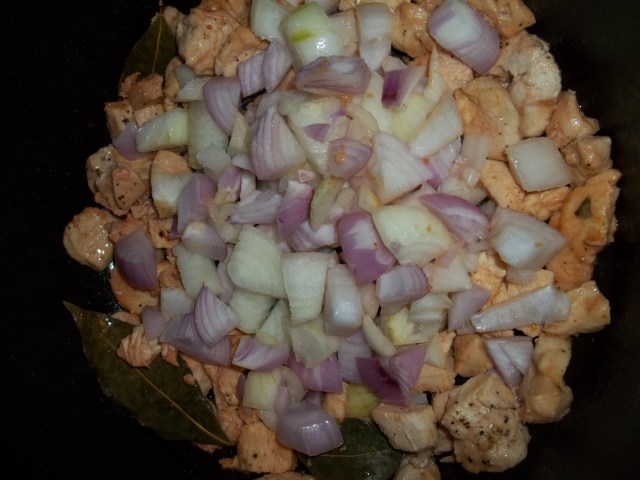 Chicken with Mushrooms and Green Ajika_3