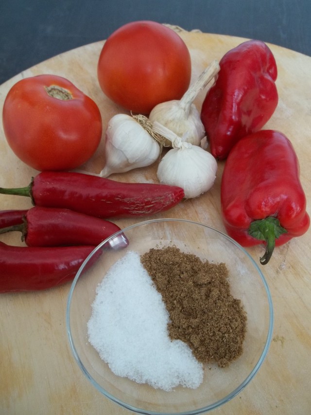 ingredients-for-ajika-with-tomatoes