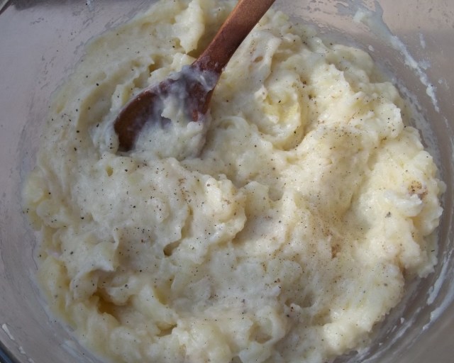 mashed-potato-for-khachapuri-with-potato-recipe