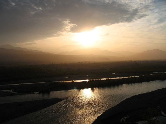 Mtkvari at Gori in Georgia. Photo by Lidia Ilona via Wikimedia Commons
