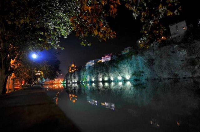 The Mtkvari River at Tbilisi.  Photo courtesy of the Georgian National Tourism Administration.