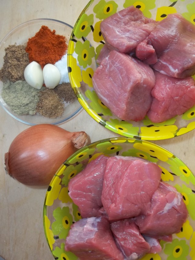 Ingredients for Kubdari