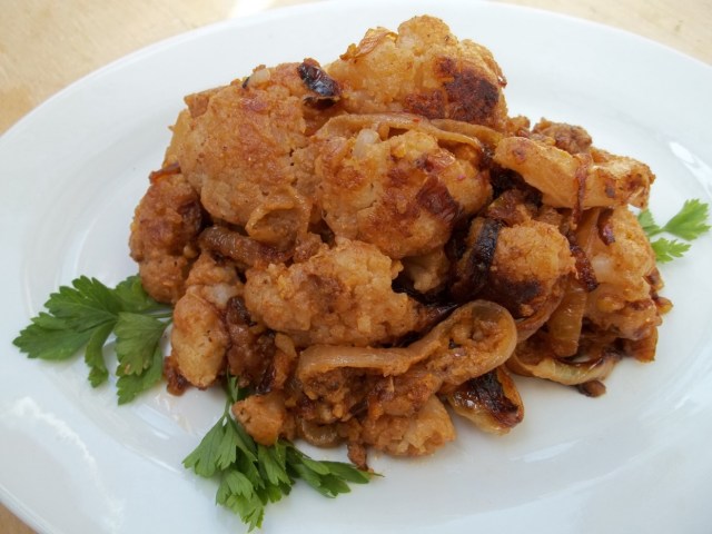 Cauliflower with Walnuts