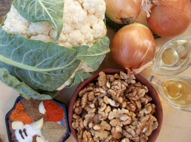 Ingredients for Cauliflower Satsivi - Copy
