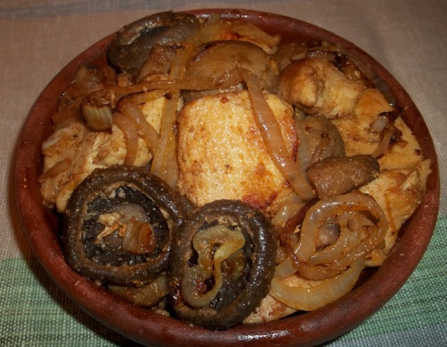 Ojakhuri with Mushrooms and Chicken - Copy