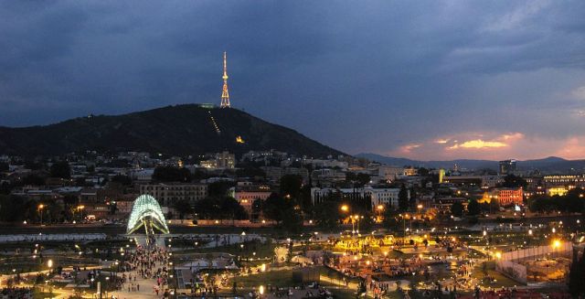 Rike_Park. Photo by Kober, via Wikimedia Commons.