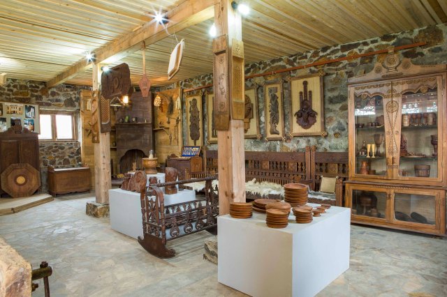 14164052_1655386711443550_314524018_o