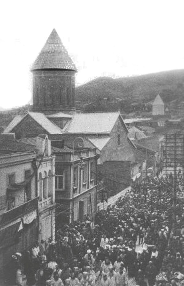 Ilia Chavchavadze's funeral procession in Tbilisi in 1907 