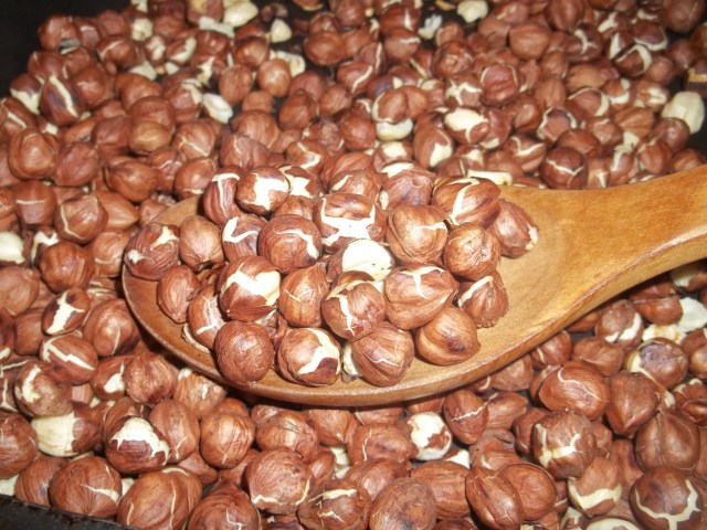 Loosening the Hazelnut Skins - Copy