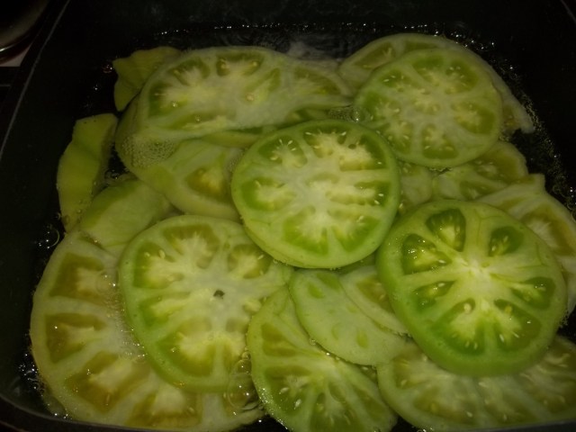Preparing Green Tomatoes