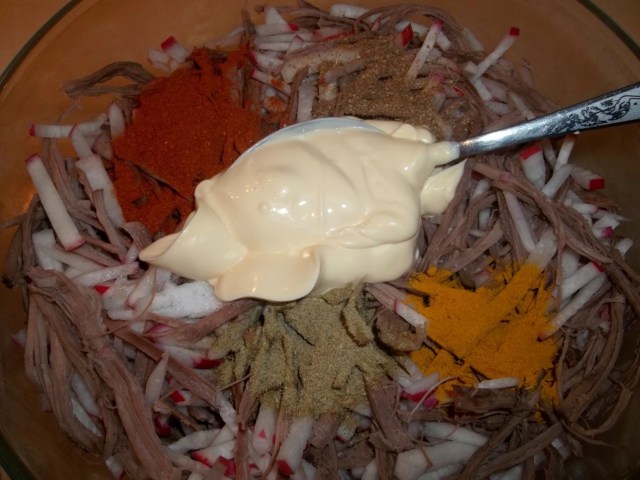 Adding Mayonnaise - Copy