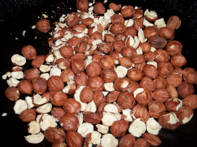 Frying Hazelnuts - Copy