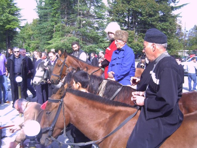 Horsemen at the Bidzinaoba Festival