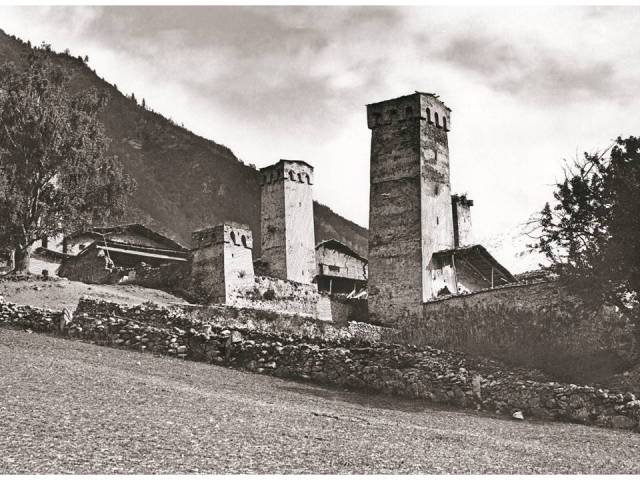 Fortified towers in the village of Mestia. 1890. Photo courtesy of  Fondazione Sella, Biella