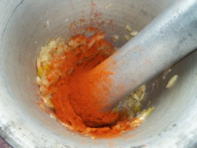 Adding red pepper - Copy