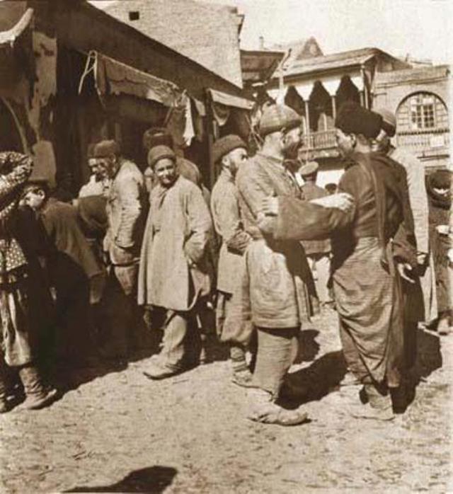 Bazaar in Tiflis by David Guramishvili