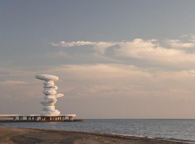 Lazika Pier Sculpture. Photo by Marcus Buck.
