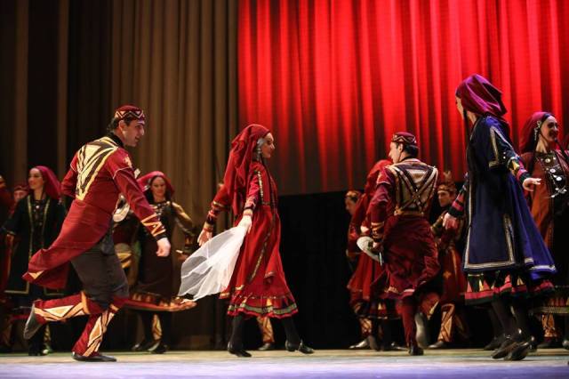 Rustavi Ensemble dancers performing the Khevsuruli (ხევსურული)  mountain dance
