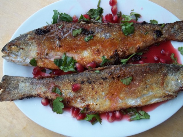 Trout with pomegranate sauce - Copy