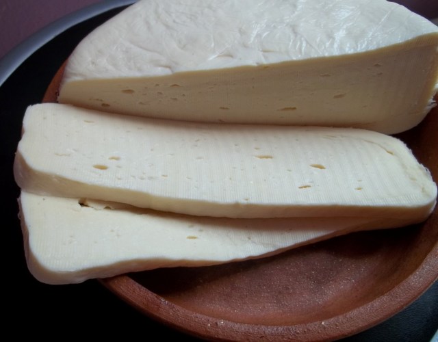 sulguni-cheese