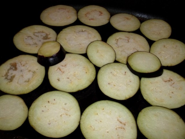 Frying Aubergine - Copy