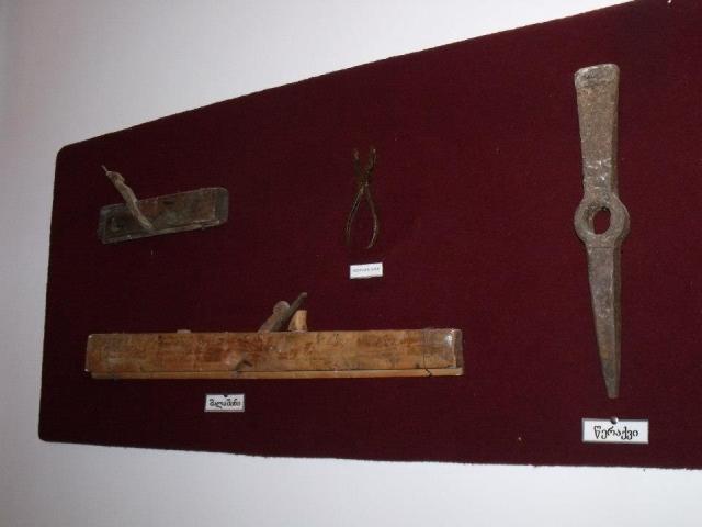 Exhibits at the Zhiuli Shartava Senaki Museum