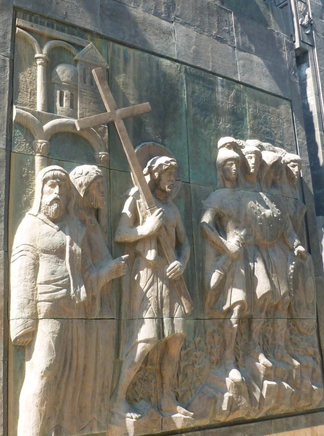 Depictions of the life of Christ on the History of Georgia Monument