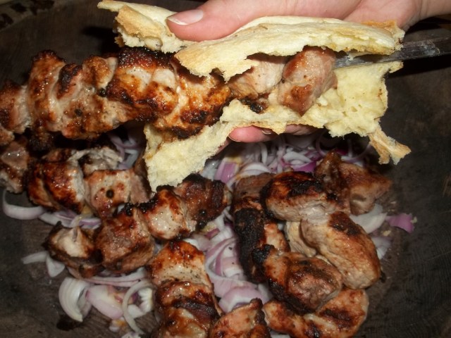 Using bread to remove the meat - Copy