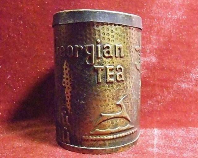 Vintage Georgian tea tin