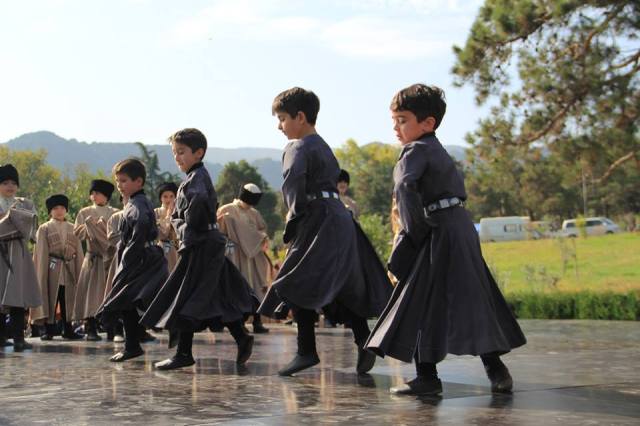 Dancers at the Mtskhetoba - Svetitskhovloba celebration