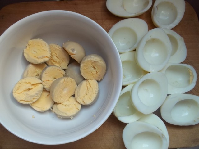 Removing egg  yolks