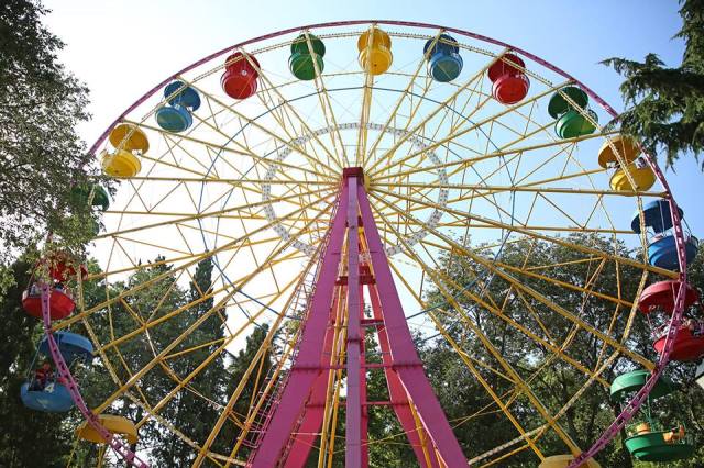 Ferris wheel at Mushtaidi Park