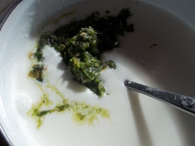 Add herbs to matsoni