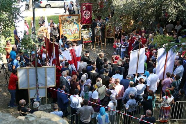 The day of 300 heroes - "krtsanisoba"