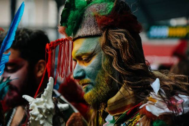 A colorful participant in the 2015 Tbilisoba procession